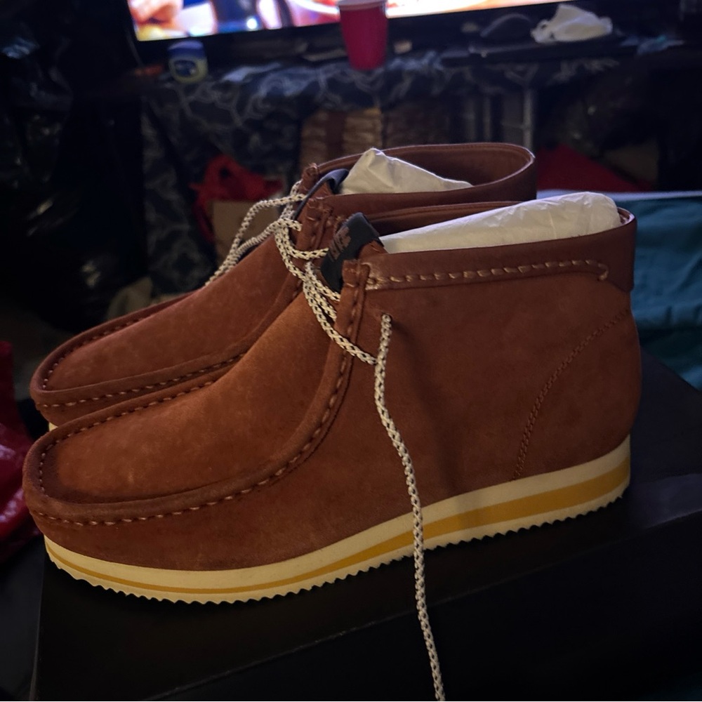 Coach 1941 Sequoia Suede Chukka Boots, Size 9.5D - Picture 2 of 7